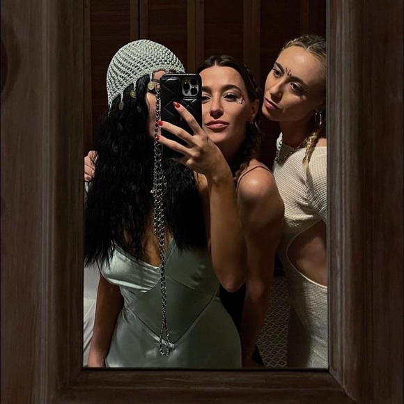 GORGEOUS ZARA NWT Jewel Pearl Cap - Picture 5 of 16